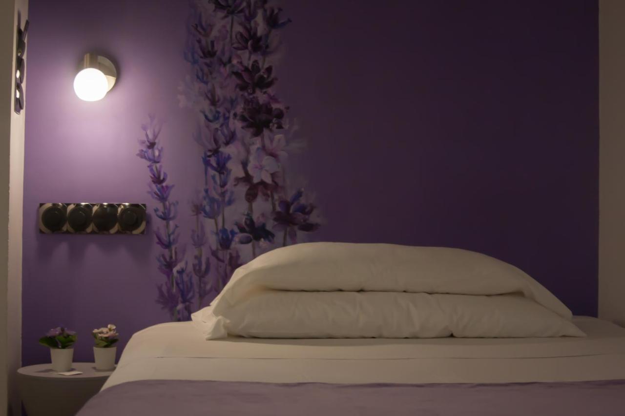 Hostal Santa Ana Colors Μαδρίτη Εξωτερικό φωτογραφία