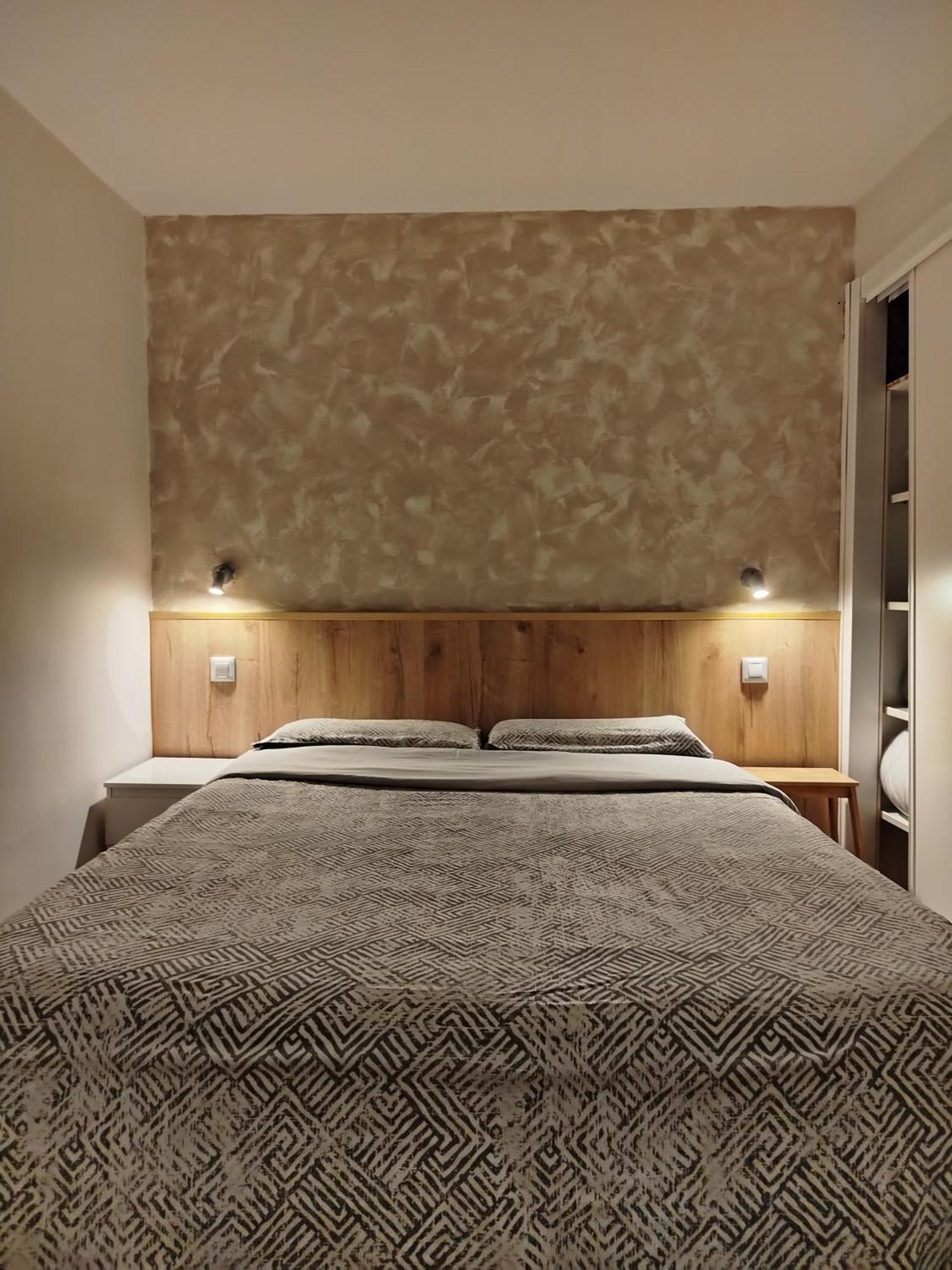 Hostal Santa Ana Colors Μαδρίτη Εξωτερικό φωτογραφία