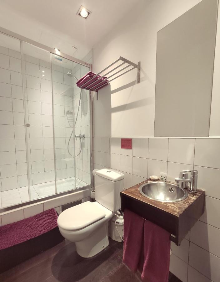 Hostal Santa Ana Colors Μαδρίτη Εξωτερικό φωτογραφία